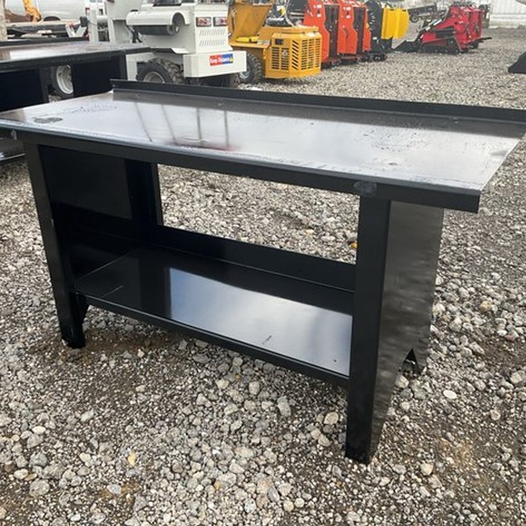 #4126 • Unused KC Work Bench