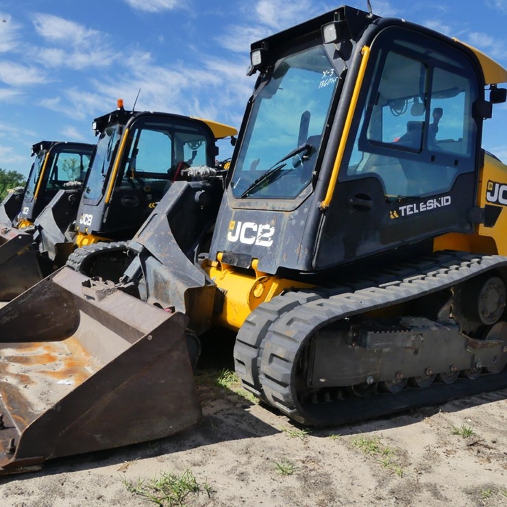 JCB 3TS-8T