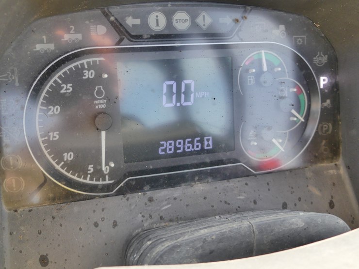 2023-john-deere-5105m-image-12