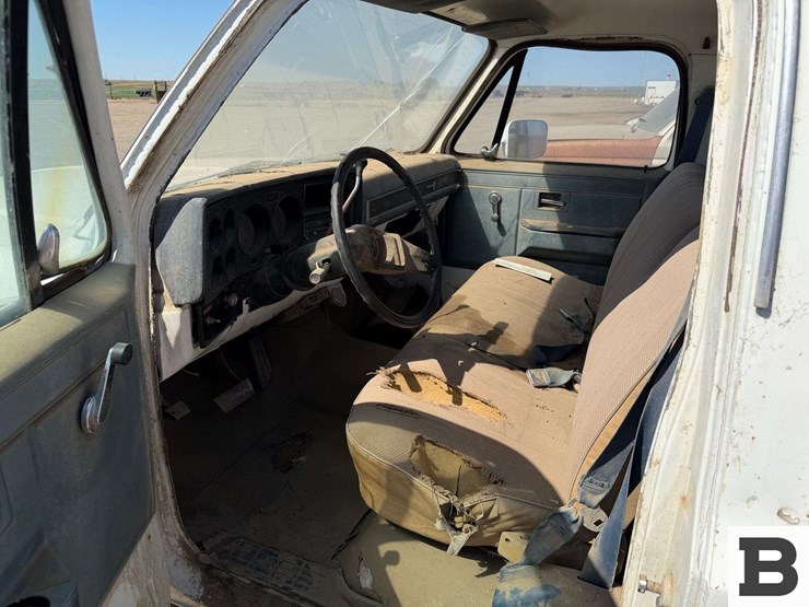 1986-chevrolet-c30-image-16
