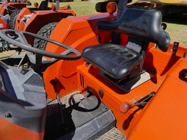 kubota-m4700-image-10