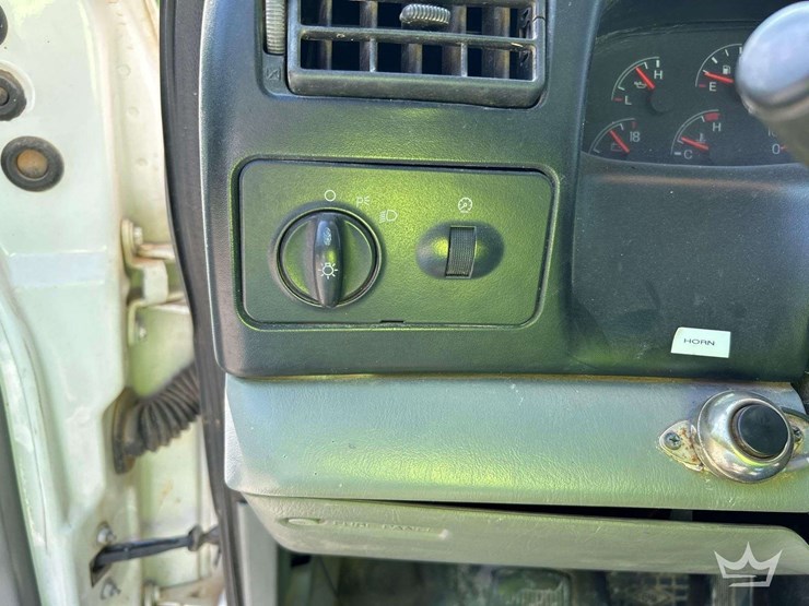 2006-ford-f750-image-16
