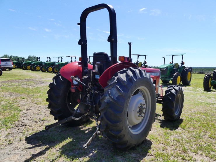 2000-massey-ferguson-243-image-3