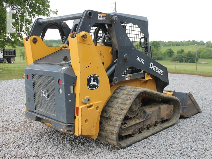 deere-317g-image-5