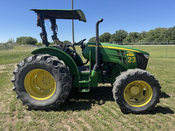 2022-john-deere-5115m-image-5
