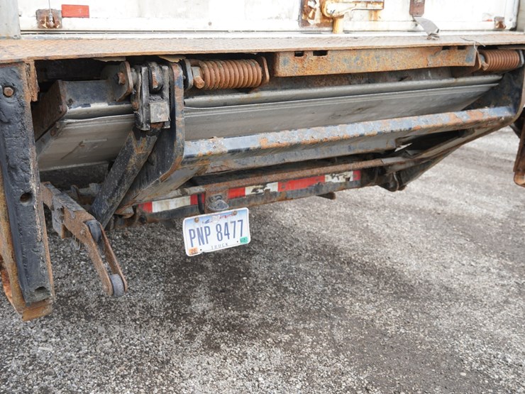 #1953-•-2013-international-reefer-truck-image-24