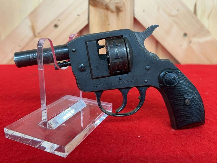 harrington-&-richardson-22-short-blank-revolver-image-2