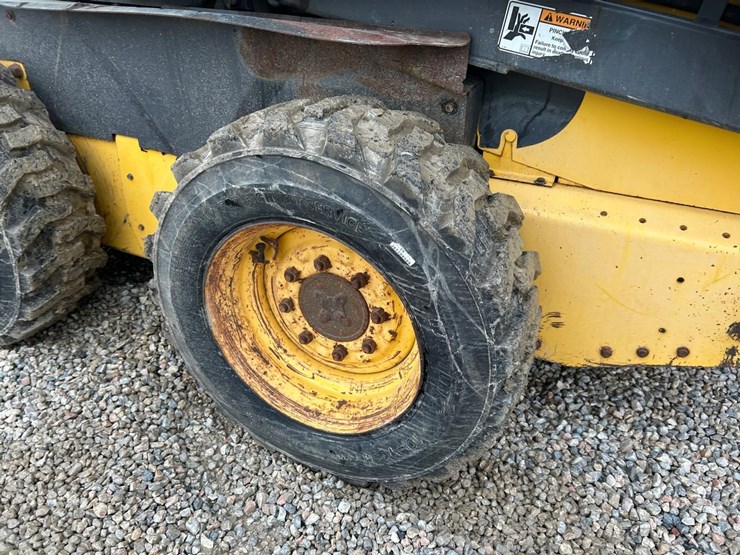new-holland-ls160-image-16