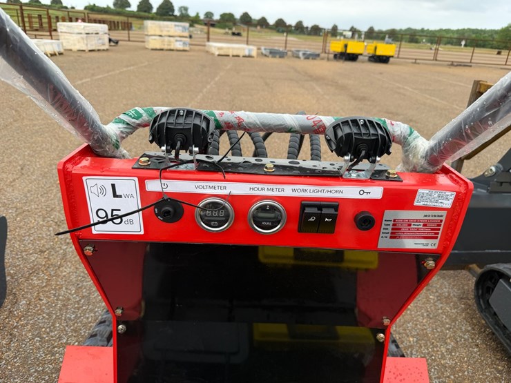 #9128-•-(new)-ride-on-mini-skid-steer-ssl580-image-6