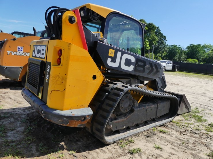 jcb-3ts-8t-image-4
