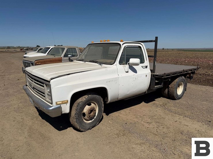 1986-chevrolet-c30-image-1