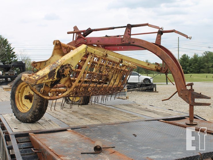 new-holland-256-image-4