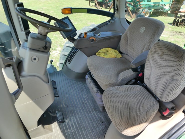 2018-john-deere-8320r-image-15