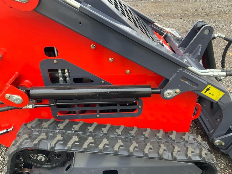 #1015-•-unused-2025-zjz-380-mini-skid-steer-loader-image-16