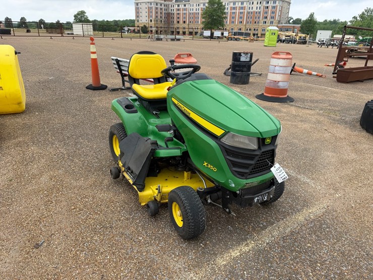 john-deere-x350-image-1