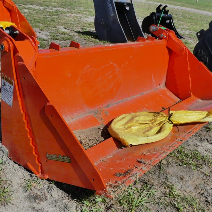 2021 Land Pride CB1060