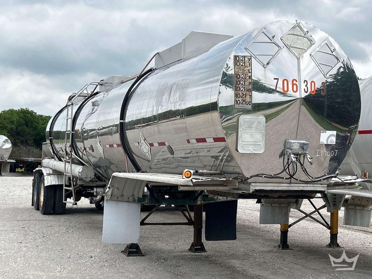 1987-polar-307-ss-3-comp-ss-insulated-t/a-chemical-tanker-trailer-image-4