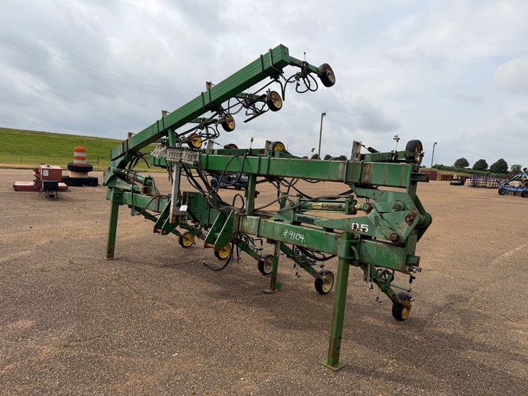 john-deere-85-image-7