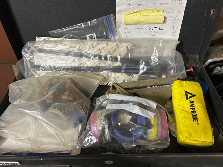 #21-•-u.s.-general-tool-chest-and-contents-image-3