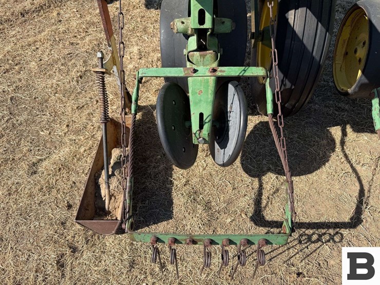 john-deere-7100-image-11