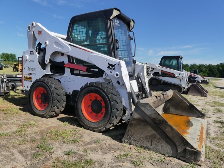 2015-bobcat-s770-image-2