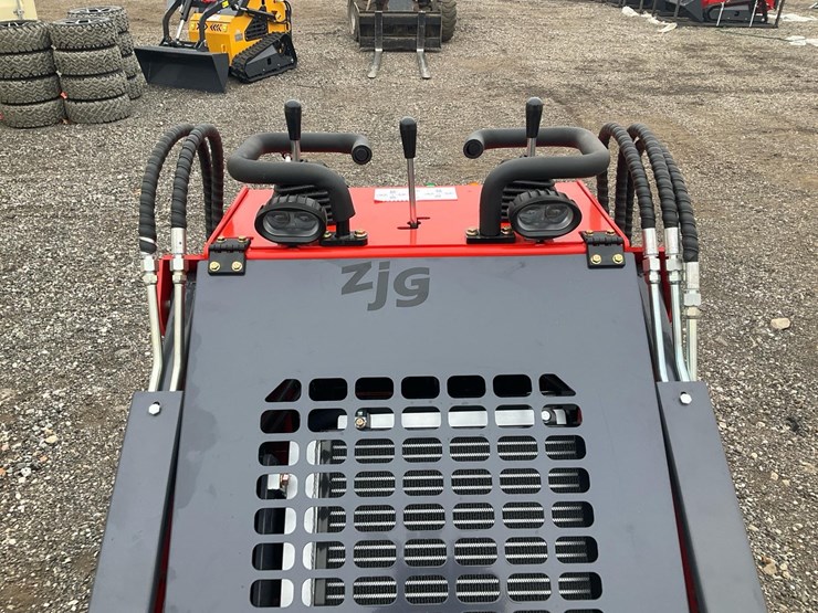 #1011-•-unused-2025-zjz-380-mini-skid-steer-loader-image-9