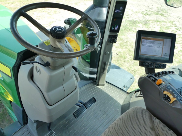 2016-john-deere-8295r-image-18