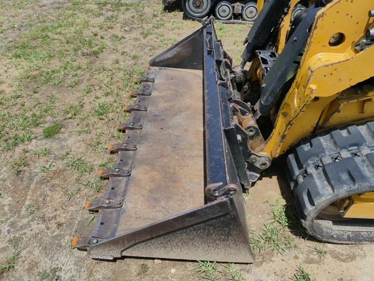 2024-caterpillar-255-image-11