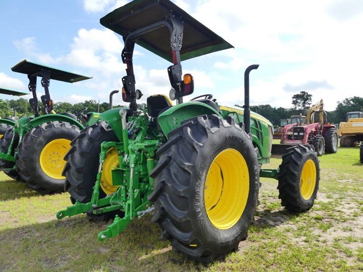 2024-john-deere-5120m-image-3