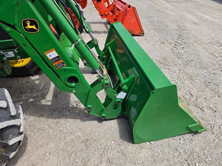 2022-john-deere-5090e-image-6