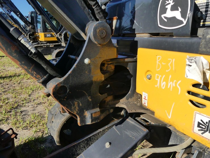 2018-deere-17g-image-10