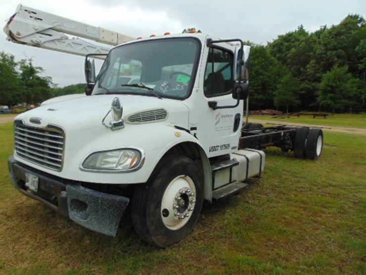 (inop)-(nt)-2005-freightliner--parts-only-image-1