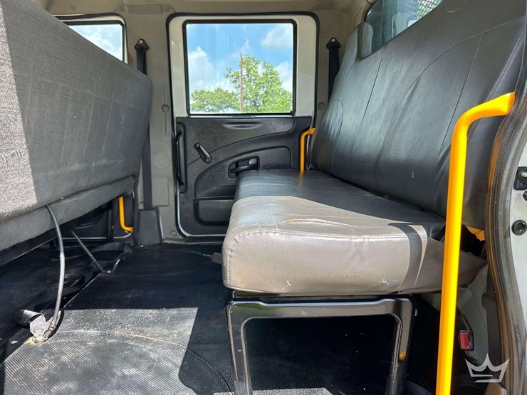 2014-international-durastar-4300-image-20