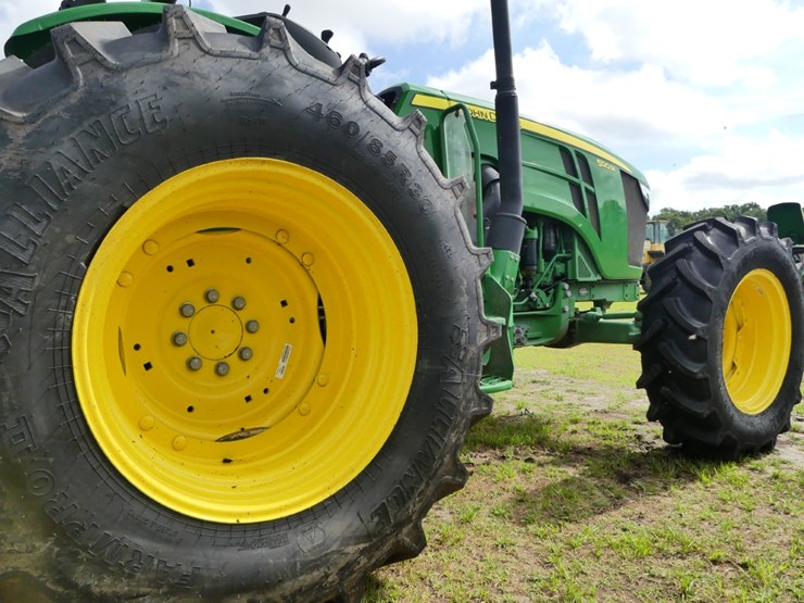 2024-john-deere-5120m-image-7
