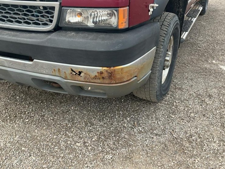 2005-chevrolet-silverado-2500hd-image-19