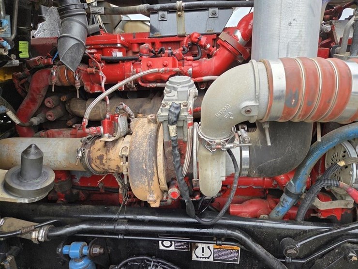 2015-kenworth-t800-image-34