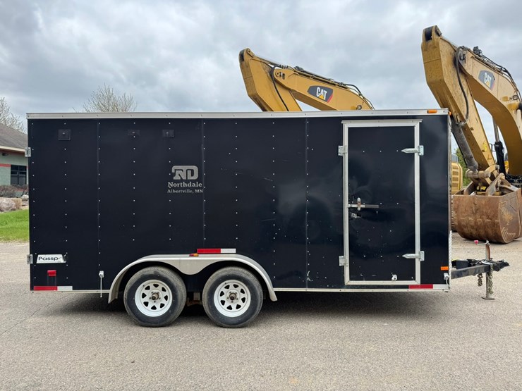 #3892-•-2015-haulmark-18'-enclosed-trailer-image-6
