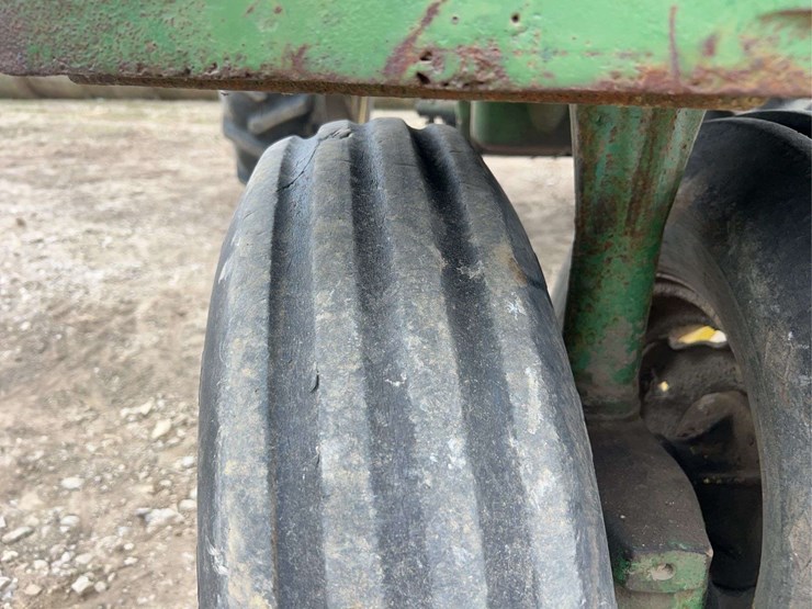 2010-john-deere-2010-image-17