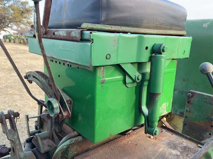 john-deere-730-image-35