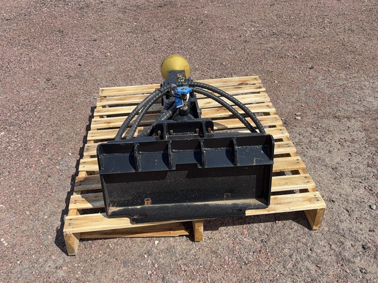 custom-skid-steer-post-pounder-image-5