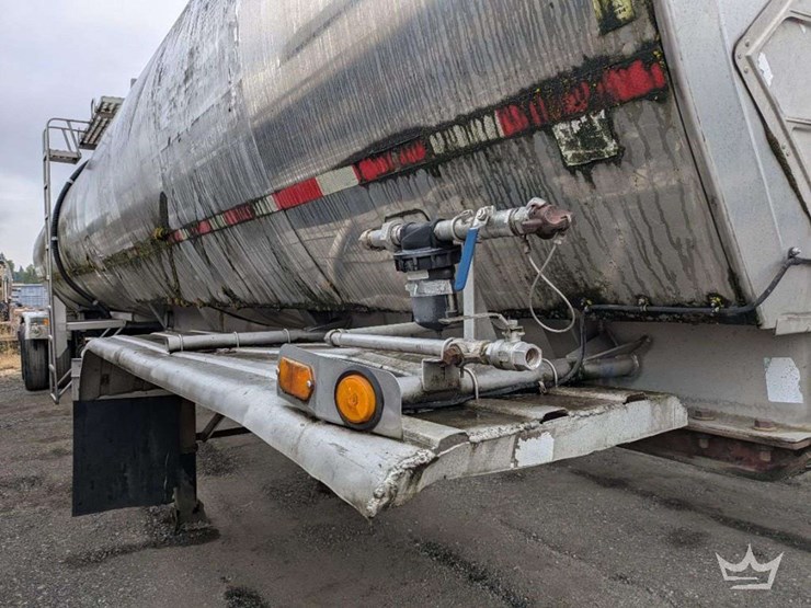 1993-brenner-307-ss-insulated-t/a-chemical-tanker-trailer-image-15
