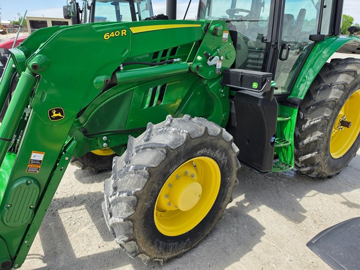 2023-john-deere-6145m-image-7