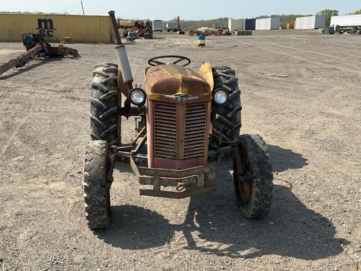 massey-ferguson-35-image-8