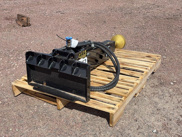 custom-skid-steer-post-pounder-image-4