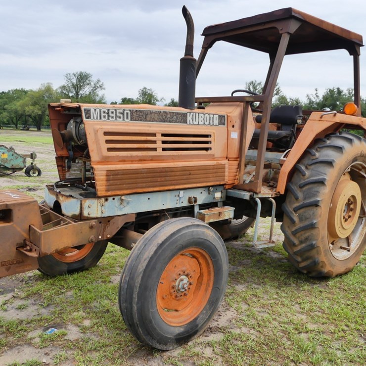 KUBOTA M6950