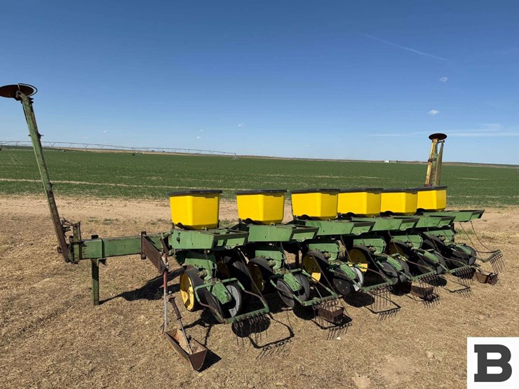 john-deere-7100-image-2