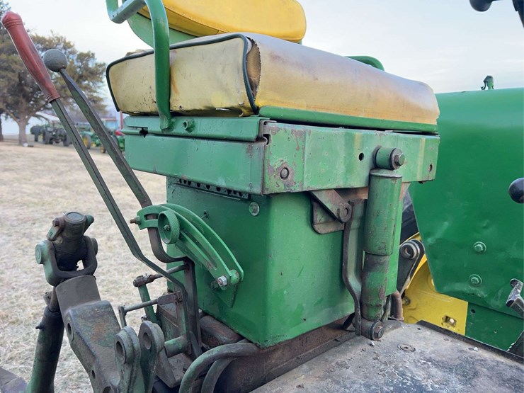 john-deere-720-image-34