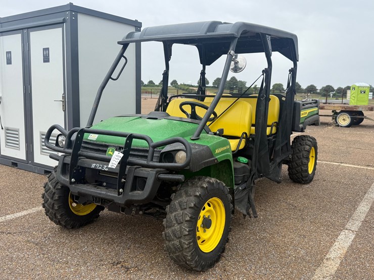 john-deere-gator-image-2