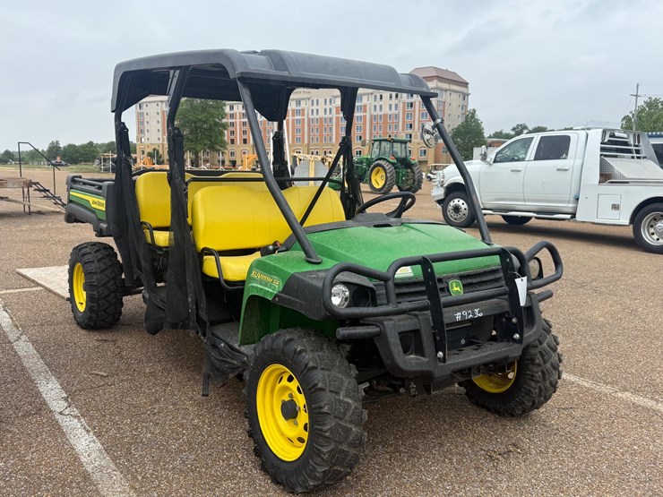 john-deere-gator-image-7