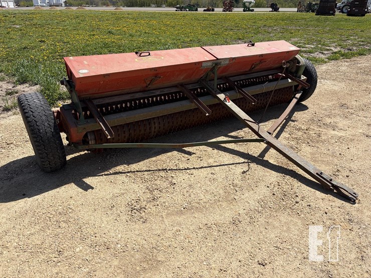 brillion-seeder-image-1